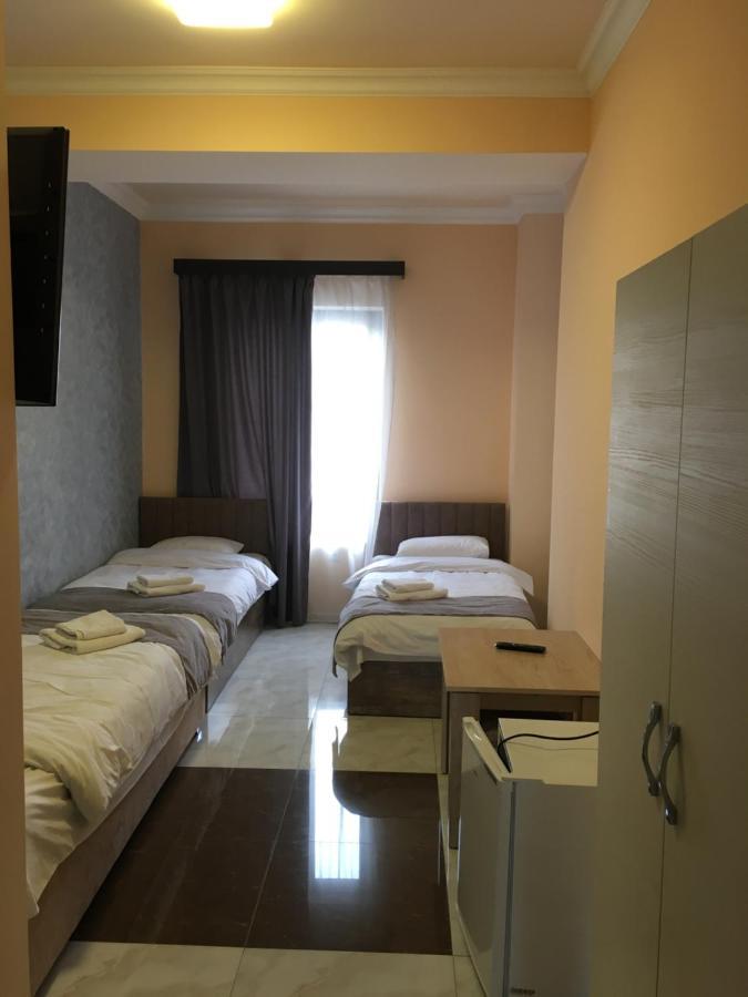Rp Hotel 耶烈万 外观 照片
