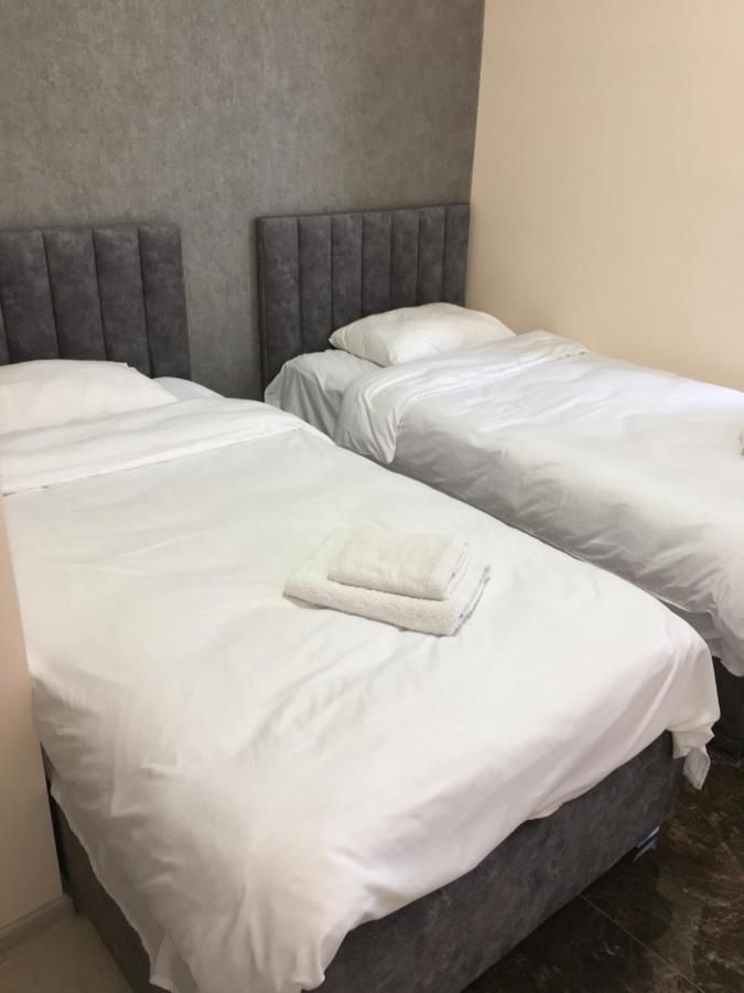 Rp Hotel 耶烈万 外观 照片