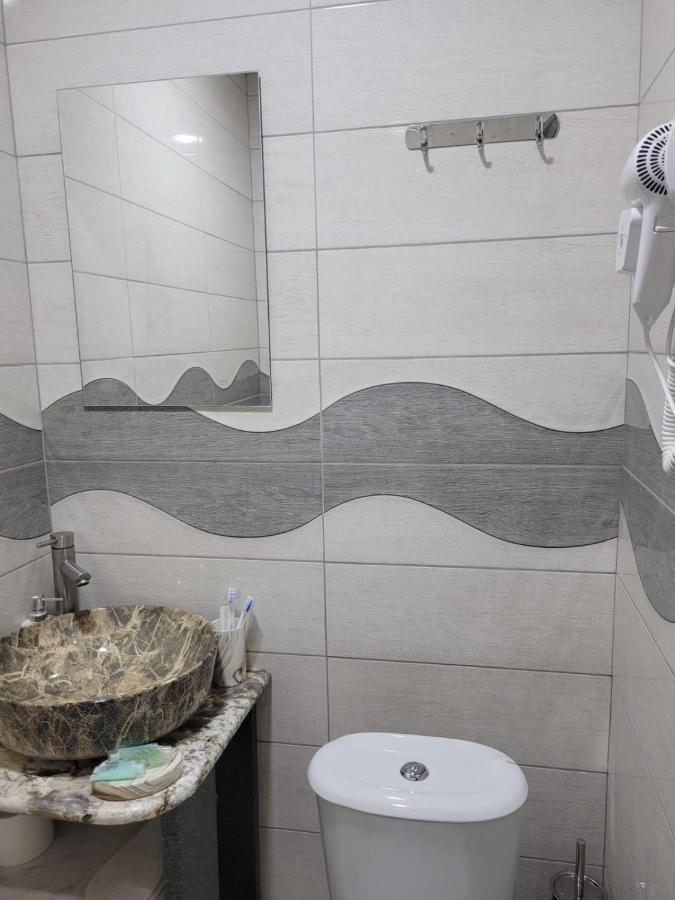 Rp Hotel 耶烈万 外观 照片